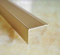 Aluminum profiles with pressure strips